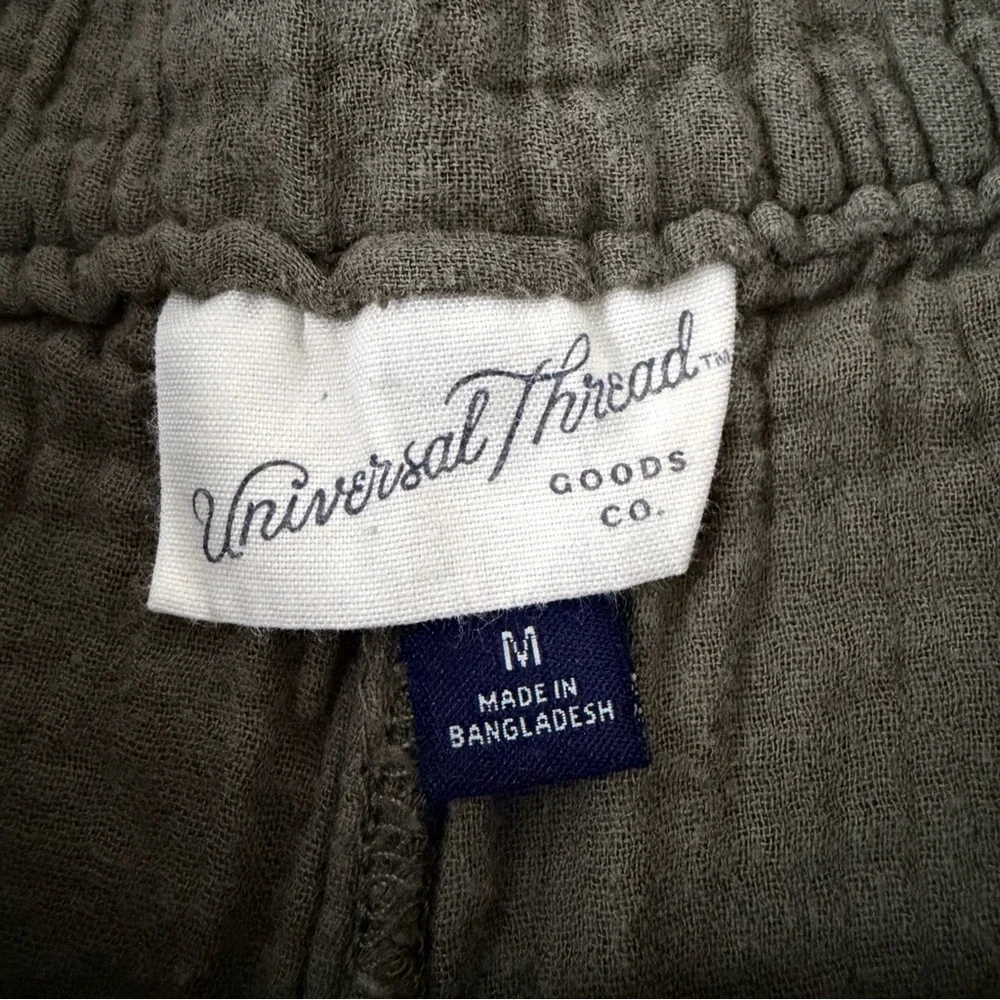 Universal Thread High Waist Dark Green Shorts - Picture 2 of 5